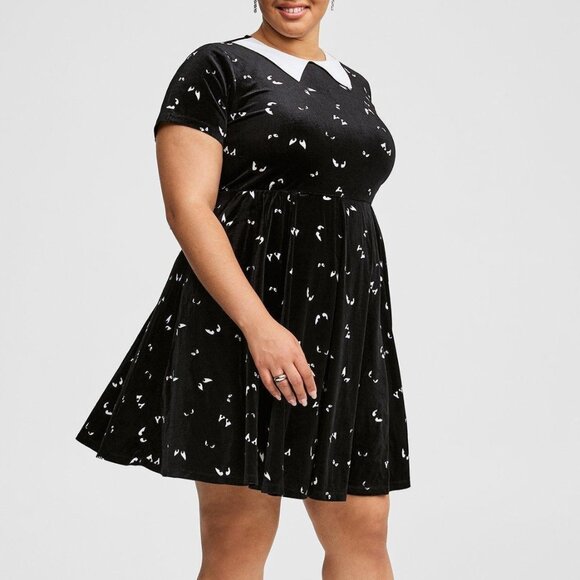 🎃NWT VINTAGE TORRID HAUNTED MANSION VELVET COLLAR DRESS - DISNEY HALLOWEEN - Picture 1 of 15